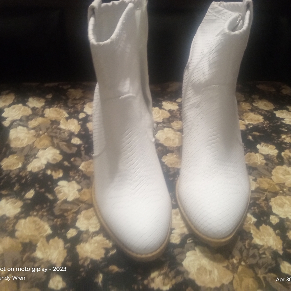 Dirty Laundry White Heeled Boots Modern Minimalist